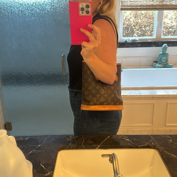 Louis Vuitton bucket bag PM - Picture 9 of 9